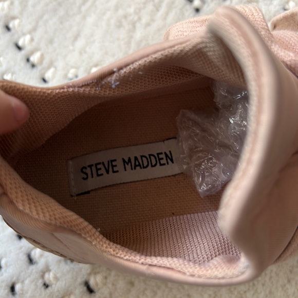Steve Madden Lancer Sneakers - Picture 7 of 14